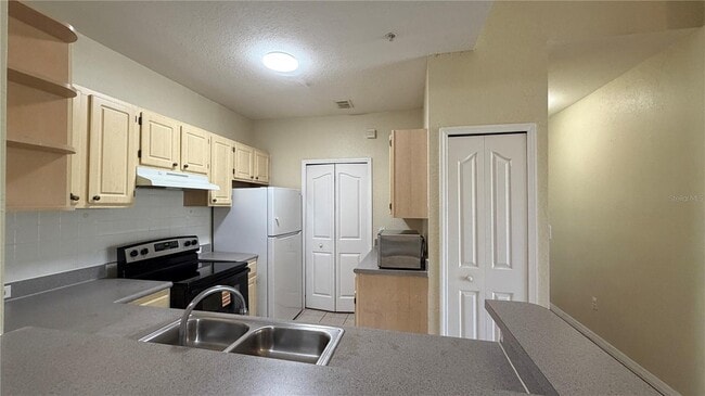 Photo - 2537 Maitland Crossing Way Unit 303