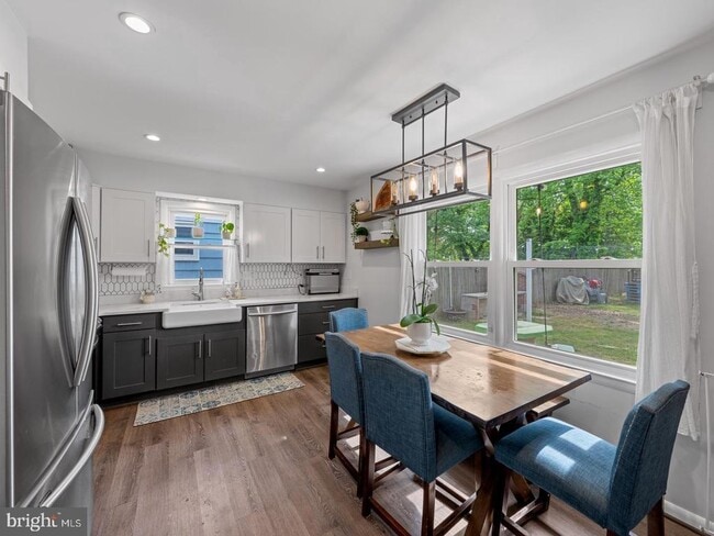 Photo - 8725 W Fort Foote Terrace