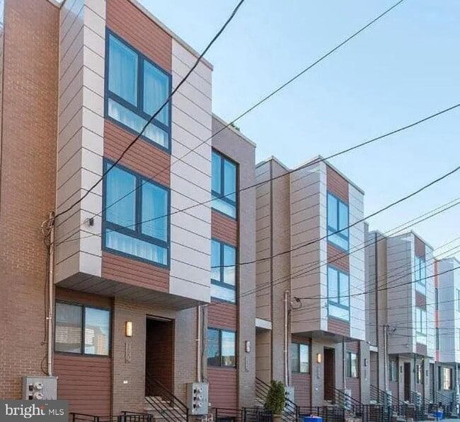 Building Photo - 1626 Cambridge St
