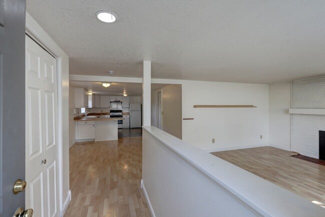 Photo - 529 Maple St