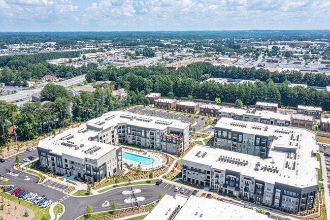 Photo - The Rey on Reynolds