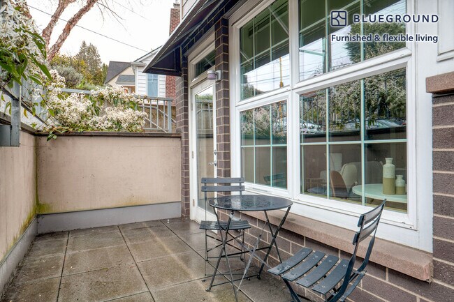 Photo - 3920 Stone Way N Unit FL3-ID563