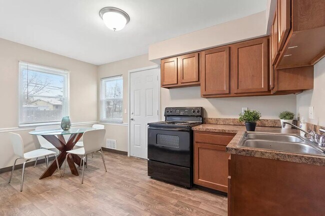 Coves at Columbus on Arborwood Drive
