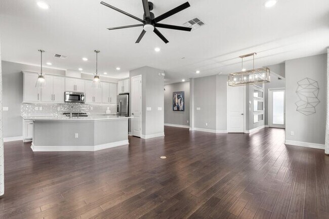 Photo - Brand New Townhome For Rent in Estancia