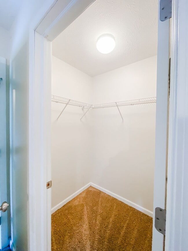 Photo - 440 S Chauncey Ave Unit 3 Bedroom Discounted Pricing