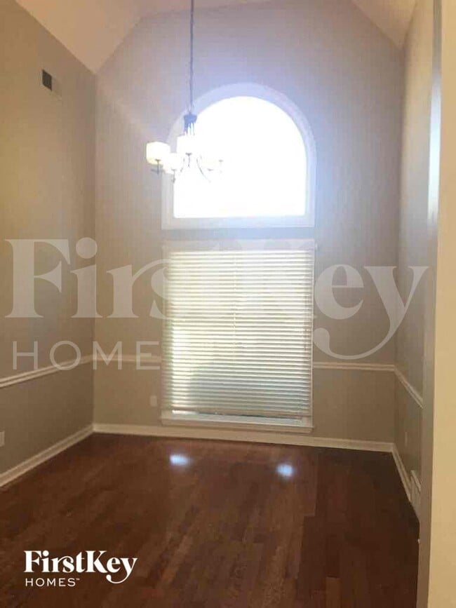 Photo - 1071 Mossy Knoll Dr