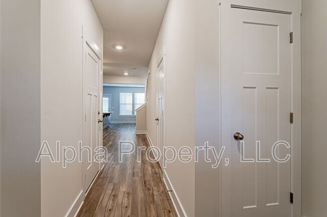 Photo - 1058 Millison Pl