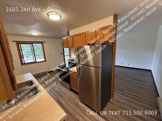 Building Photo - 1403 3rd Ave Unit G