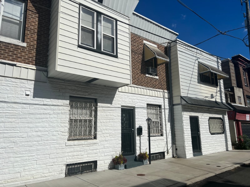 Photo - 2626 Master St