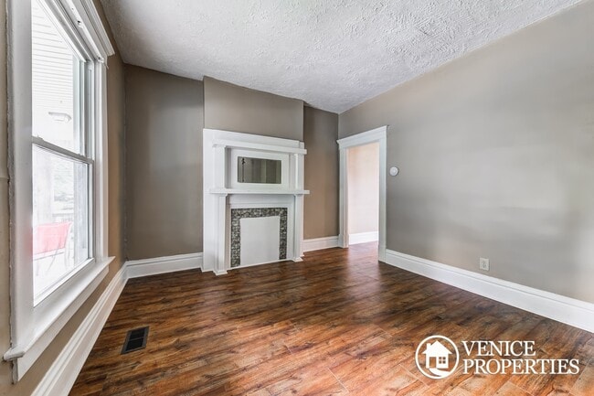 Photo - 2183 Indiana Ave