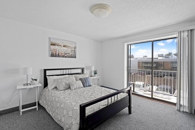 Photo - 1186 Worcester Rd Unit 220