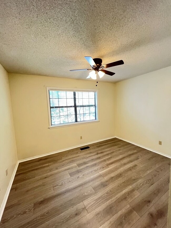 Photo - COMPLETELY REMODELED 3 bedroom house in North Fayetteville