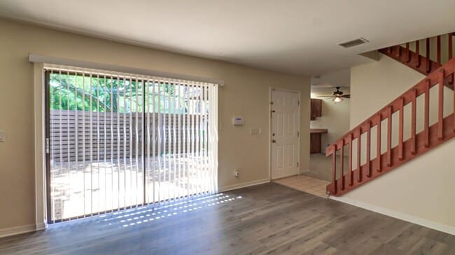 Photo - 15206 W Pond Woods Dr