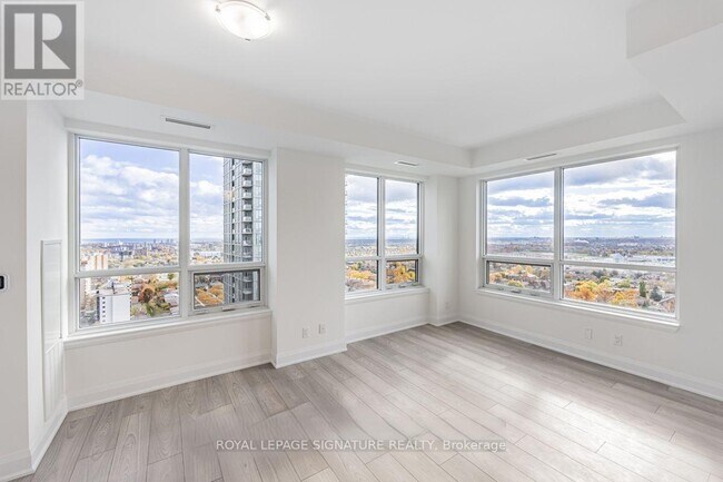 Photo - 36 Elm Dr W Unit 1107