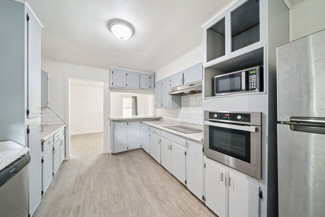 Photo - 1304 S Husband St