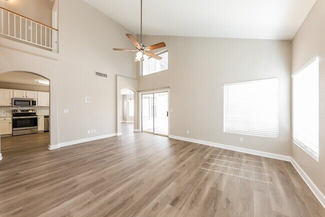 Photo - 19 S Tiago Dr