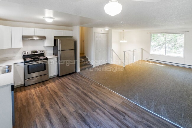Photo - 2618 S Blake Rd