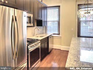 Building Photo - 308 S 12th St Unit 2F