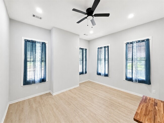 Photo - McDonough Duplex Unit B