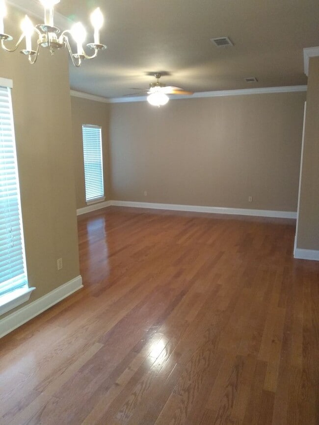 Photo - 305 Penny Ln Unit 305-6 H/C