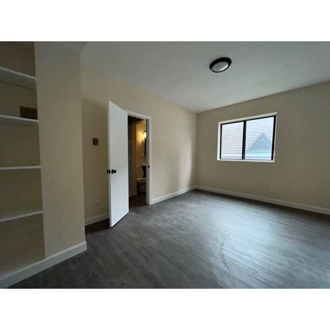 Photo - 1430 N Dearborn St Unit 306