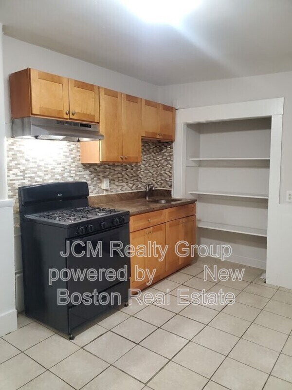 Photo - 182 Walnut Ave Unit 2 / 2nd Floor