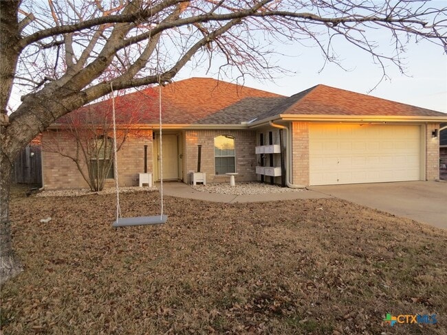 Photo - 212 Sims Ridge Dr