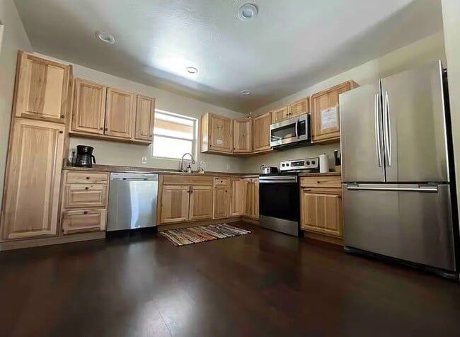 Photo - 4192 Bucking Horse Trail