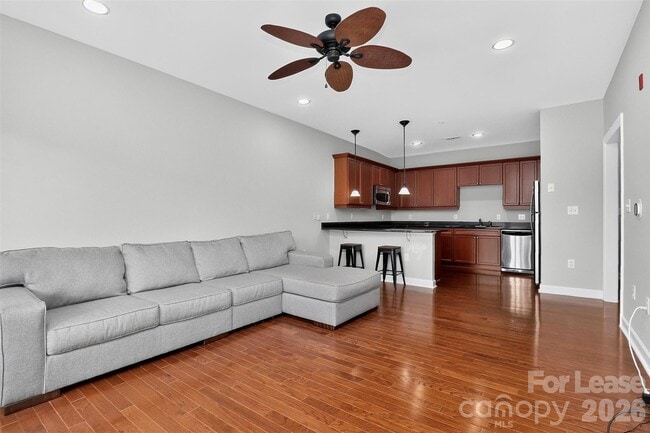 Photo - 1829 Kenilworth Ave