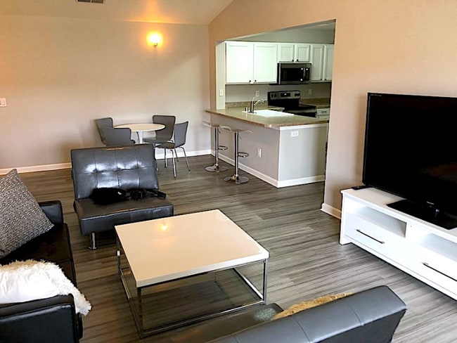 Photo - 200 Talus Way