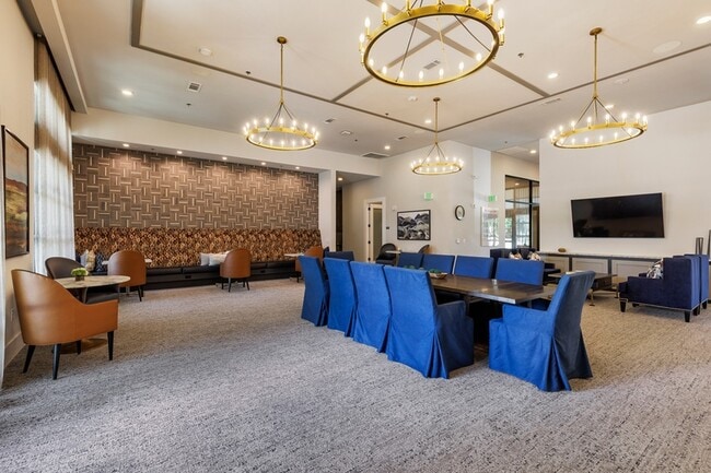 Album Benbrook Club Room