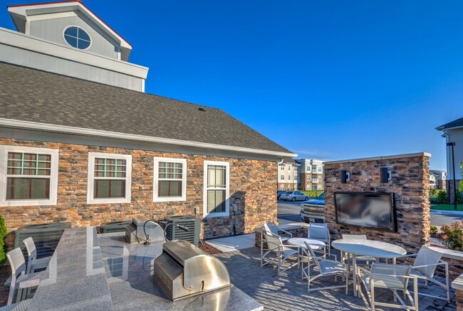 Photo - The Nest on 17