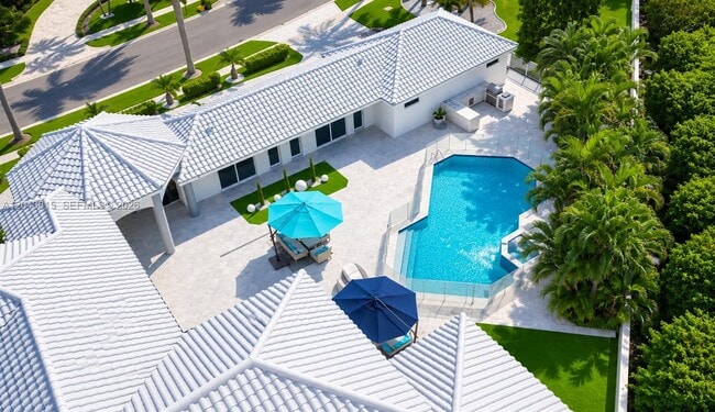 2673 NW 64th Blvd