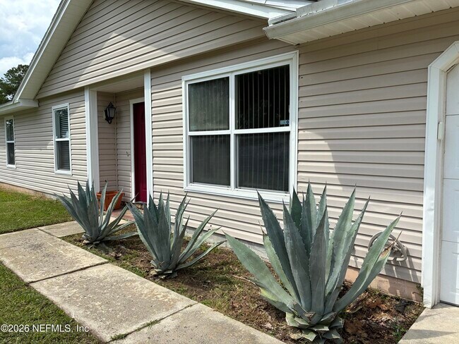 Photo - 2238 Botany St