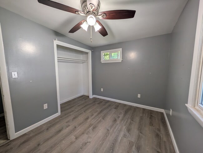 67 Perry Rd