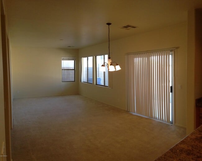 Photo - 2050 S Falcon Dr