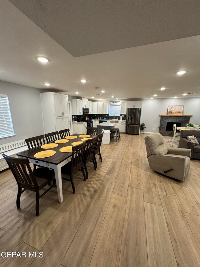 Photo - 8701 Grover Dr