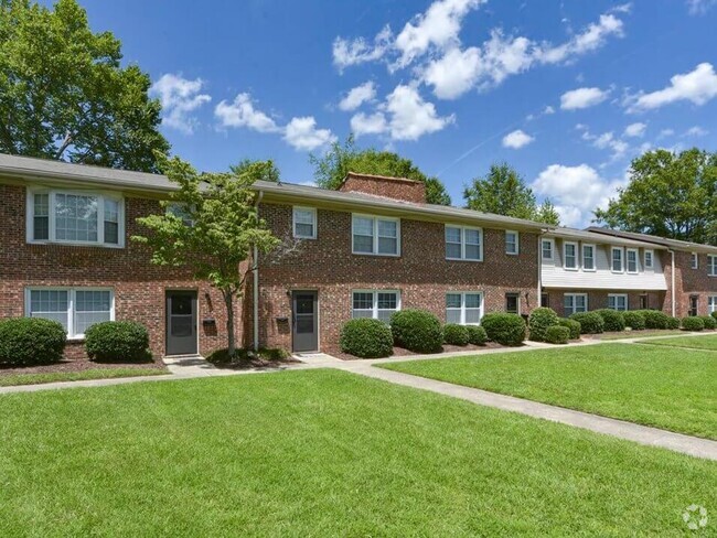 Schedule a Tour With Us Today - Forest Hills Rental