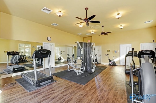 Photo - 350 Falling Water Ln SW