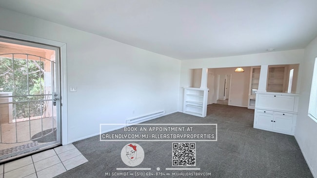Building Photo - Large 2 Bedroom - 1 Bath - Top Floor with Sunny Views $1750! Unit D