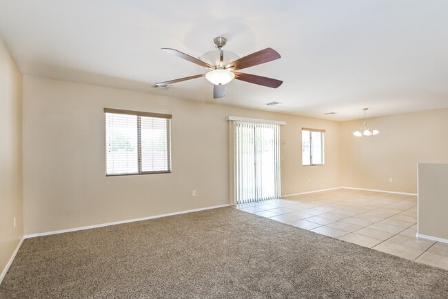 Photo - 816 W Calle Ormino