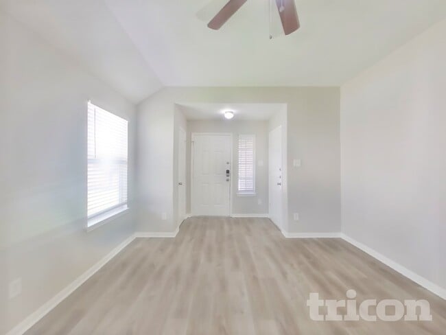 Photo - 21455 Wilona Way