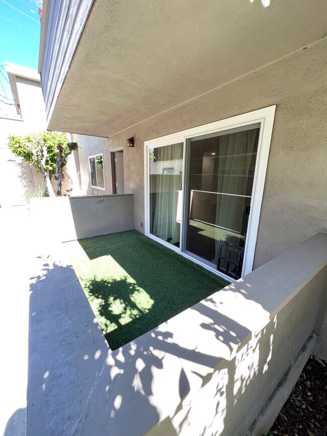 Great patio - 1437 Franklin St