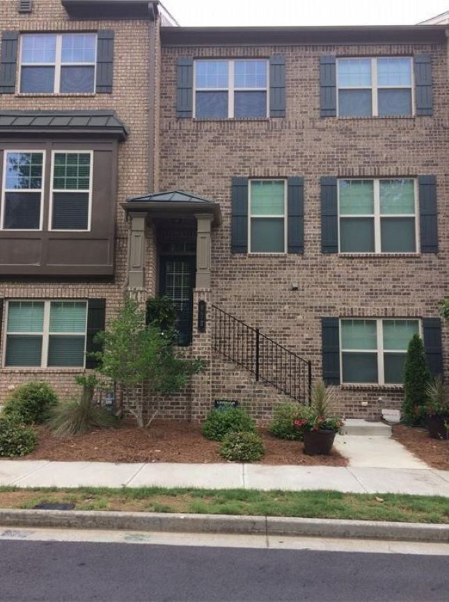 Front of the house - 812 Ivy Vine Way Townhome