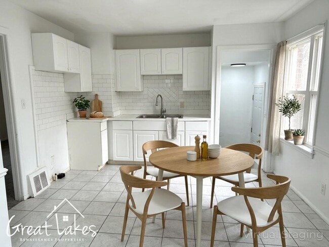 Photo - Lovely 3 Bedroom 1 Bathroom now available for rent!