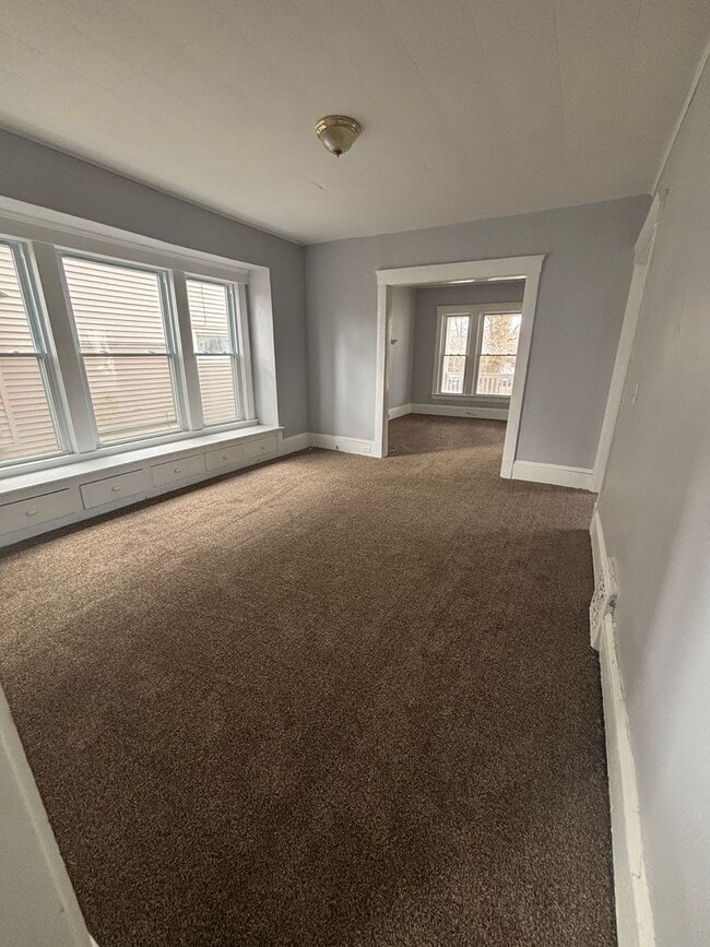 Photo - 4bd Single Section 8/Cash Pay