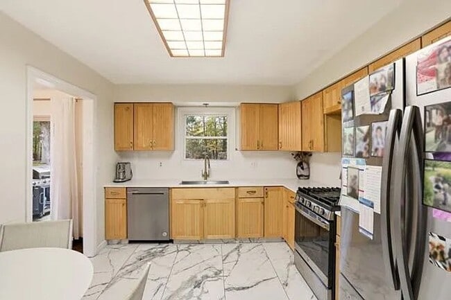 Photo - Charming 4BR Ranch with Garage in Jackson Cul-de-Sac