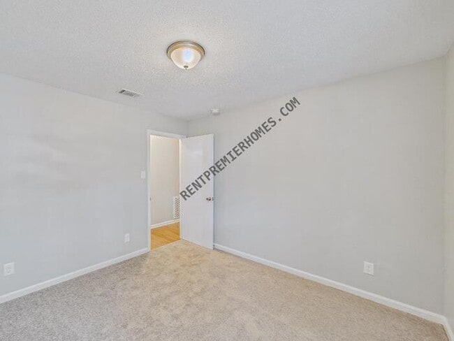 Photo - 12420 Timber Bend Dr