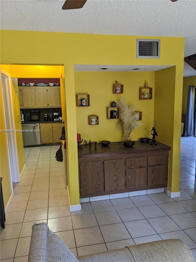 Photo - 1760 Bayberry Dr