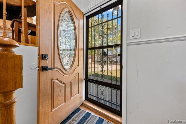 Photo - 2268 Serra Dr